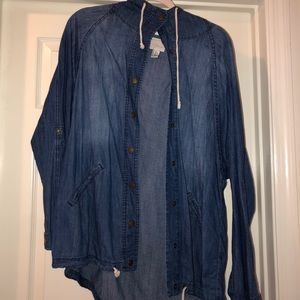 OVERSIZED DENIM JACKET